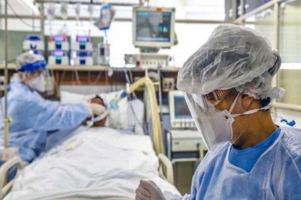 Brezilya'da bilim insanlarının, bir hastanın 218 g&uuml;nd&uuml;r yakalandığı yeni tip