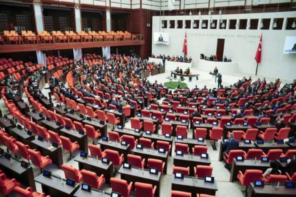 HDP Eş Genel Başkanı Pervin Buldan ve Yenilik Partisi Genel