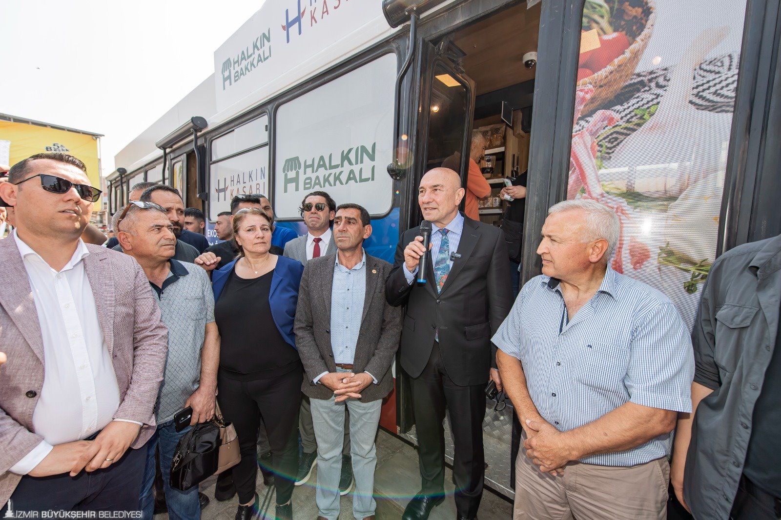  İzmir Büyükşehir Belediye Başkanı Tunç Soyer’in halka sağlıklı, ucuz ve