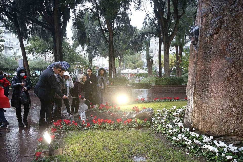 Ankara merkezli 29 Ekim Kadınları Derneği Genel Başkanı Şenal Sarıhan,