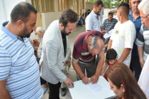 İzmir B&uuml;y&uuml;kşehir Belediyesi&rsquo;nin Menderes&rsquo;te yapmayı planladığı &lsquo;&Ccedil;&ouml;p Tesisi&rsquo;ne g&ouml;sterilen tepkiler,