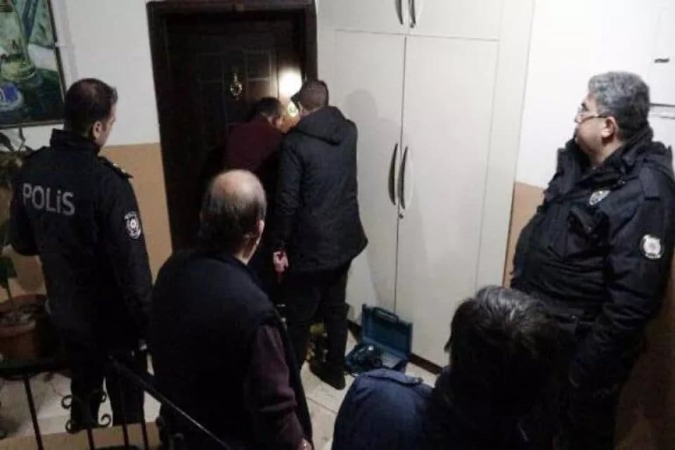 Erzurum'da kendisinden haber alınamayan Sevim K.'nin (49) yalnız yaşadığı daireye,