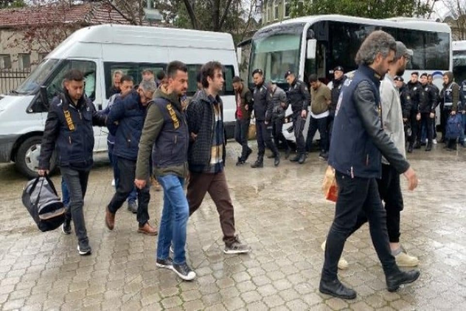 Samsun merkezli, Adana, Manisa, Aksaray, Rize, İzmir, Erzurum, Mersin, Antalya,