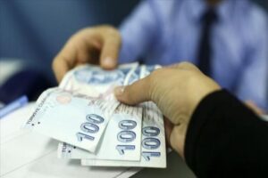 Hemşire, polis, din görevlileri ve öğretmen maaşları ile ikramiyelerini doğrudan