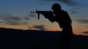 Milli Savunma Bakanlığı, Barış Pınarı b&ouml;lgesinde taciz atışı yapan 4