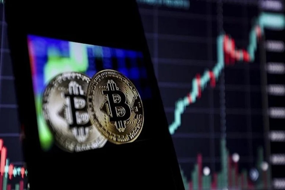 Kripto para borsası FTX'in avukatları, şirketin nakit ve dijital olmak