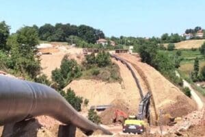 Karadeniz'deki 540 metrek&uuml;pl&uuml;k doğalgazın lojistiği i&ccedil;in 170 kilometrekarelik hatta doğalgaz
