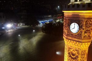 Pazartesi saat 05:00'e kadar sürecek sokağa çıkma yasağı 21:00 itibariyle