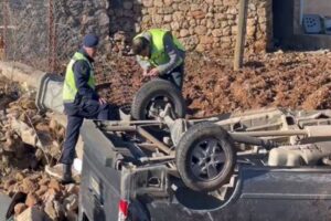Mardin&rsquo;in &Ouml;merli il&ccedil;esinde i&ccedil;inde 11 kamu g&ouml;revlisinin bulunduğu hafif ticari