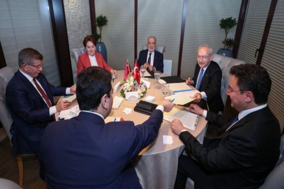 6 muhalefet partisinin bir araya geldiği 'Altılı Masa' kapsamında oluşturulan