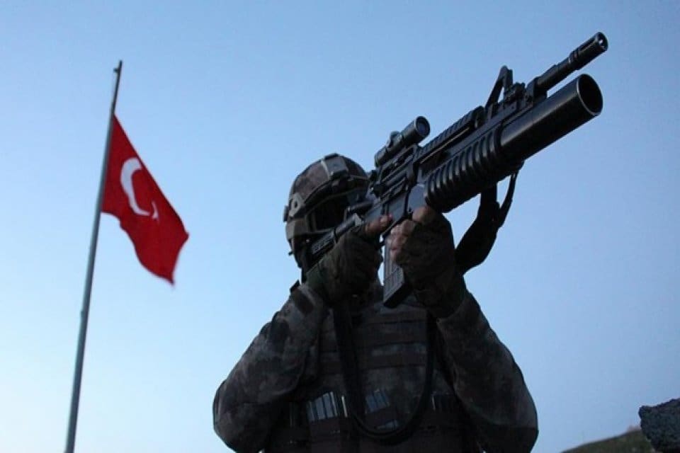 Pen&ccedil;e-Kilit b&ouml;lgesinde saldırı girişiminde bulunan 6 PKK'lı ter&ouml;ristin etkisiz hale