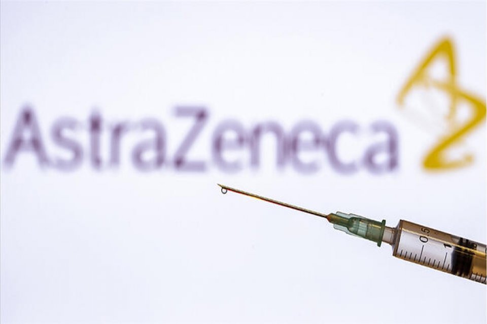 Koronavir&uuml;s salgınına y&ouml;nelik olarak &uuml;retilen AstraZeneca aşısının bazı &uuml;lkelerde kullanımı