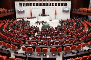 6. Yargı Paketi'nin TBMM Başkanlığı'na sunulduğu bildirildi. AK Parti Grup