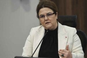 Aile ve Sosyal Hizmetler Bakanı Derya Yanık, İsmailağa cemaati bağlantılı