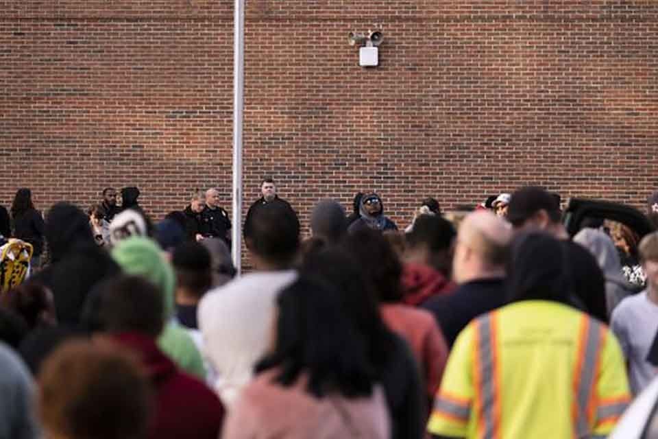 ABD'nin Virginia eyaletine bağlı Newport News kentindeki bir okulda 6