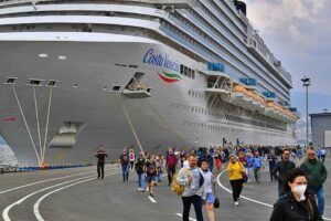 İzmir B&uuml;y&uuml;kşehir Belediye Başkanı Tun&ccedil; Soyer&rsquo;in İzmir&rsquo;de turizmin gelişmesi i&ccedil;in