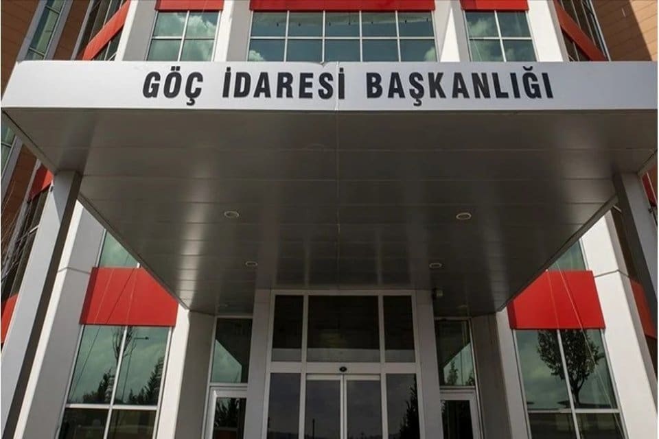 G&ouml;&ccedil; İdaresi Başkanlığı, "600 bin Suriyelinin İstanbul'a g&ouml;t&uuml;r&uuml;ld&uuml;ğ&uuml; ve bilet