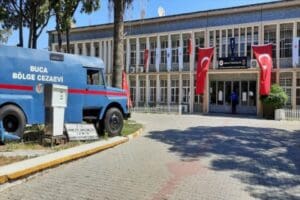 Buca Cezaevi olarak bilinen 62 yıllık İzmir Kapalı ve A&ccedil;ık