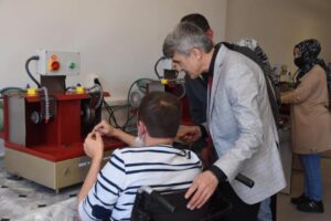 K&uuml;tahya'da, &uuml;niversite ile kalkınma ajansı desteğiyle 7 milyon liraya 3&nbsp;at&ouml;lye&nbsp;kurulurken,