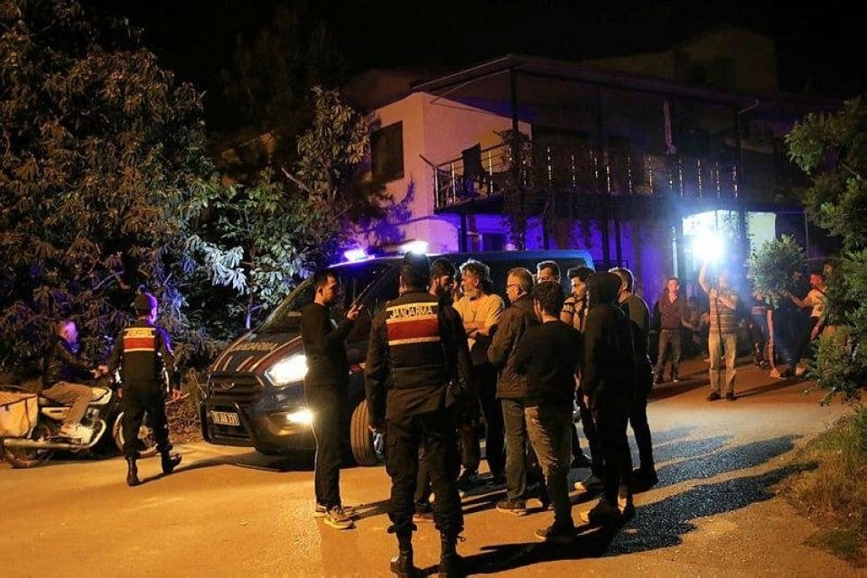 Mersin&rsquo;in Erdemli il&ccedil;esinde 8 yaşındaki Nur Hamit Bilal, gece saatlerinde