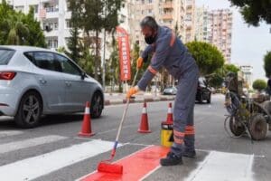 Trafikte 'yaya &ouml;nceliği'yle ilgili farkındalık oluşturmak i&ccedil;in İ&ccedil;işleri Bakanlığı &ouml;nemli