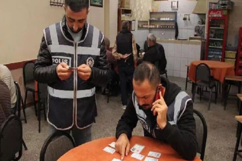 İ&ccedil;işleri Bakanlığı, &uuml;lke genelinde yapılan 'kumar, tombala ve oyun makineleri'