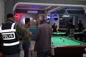 &Uuml;lke genelinde yapılan kumar, tombala ve oyun makineleri ile yasa