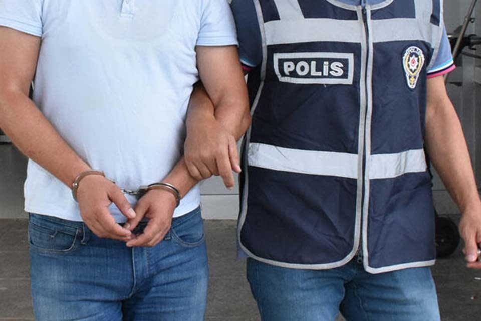 AYDIN&rsquo;ın Kuşadası il&ccedil;esinde, dolandırıcılık su&ccedil;undan toplam 88 yıl 6 ay