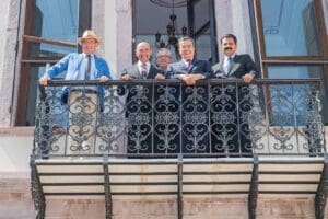 İzmir B&uuml;y&uuml;kşehir Belediyesi ile Konak Belediyesi arasında tarihi Alanyalı Konağı&rsquo;nın