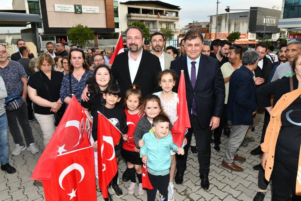 Çiğli 19 Mayıs’ı Ceylan Ertem Konseri ile kutladı