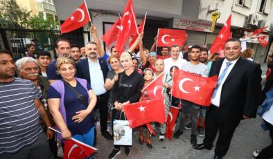 Batur Roman vatandaşlara seslendi: “Kılıçdaroğlu’nu hep birlikte cumhurbaşkanı yapalım”