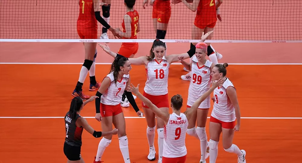 A Milli Kadın Voleybol Takımı, Tokyo Olimpiyatları'nda B Grubu'ndaki 3.
