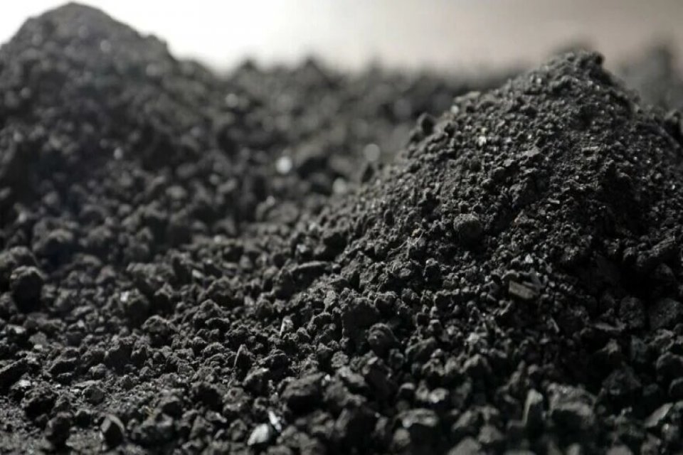 Avrupa Komisyonu'nun d&uuml;n Rusya'dan k&ouml;m&uuml;r ithalatının durdurulmasını i&ccedil;eren yeni yaptırım