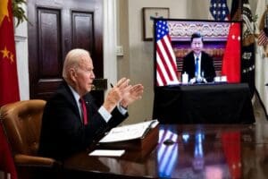 ABD Başkanı Joe Biden ile &Ccedil;in Devlet Başkanı Şi Cinping
