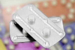 ABD'de k&uuml;rtajı anayasal bir hak olarak tanıyan Roe v Wade