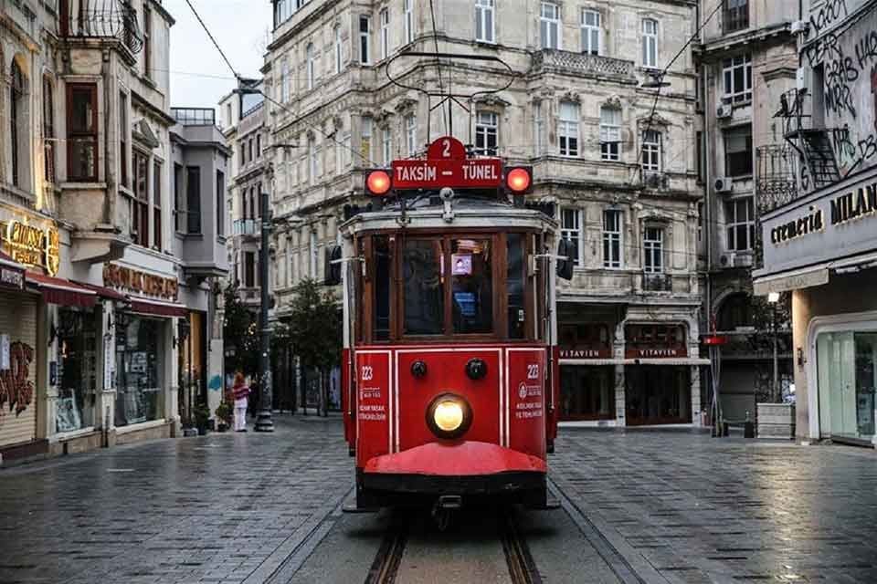 ABD B&uuml;y&uuml;kel&ccedil;iliği resmi Twitter hesabı &uuml;zerinden bir a&ccedil;ıklama yaparak İstanbul'da