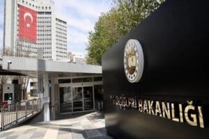 Flake'den, ABD Genelkurmay Başkanı Mark Milley'in, Suriye'nin kuzeydoğusuna ger&ccedil;ekleştirdiği ziyarete