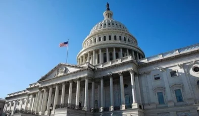 ABD Temsilciler Meclisi Ukrayna'ya destek tasarısını onayladı
