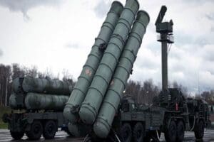 T&uuml;rkiye&rsquo;ye Rusya&rsquo;dan S-400 hava savunma sistemi satın aldığı i&ccedil;in tepki