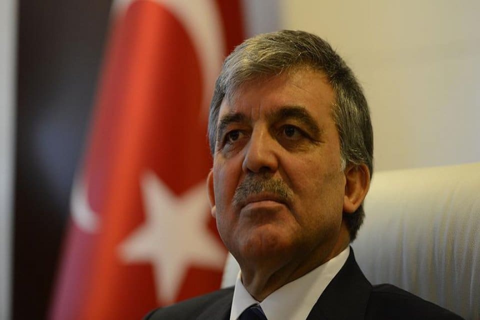 Ahmet Takan, 11. Cumhurbaşkanı Abdullah G&uuml;l'&uuml;n Covid-19'a yakalandığı duyurdu 11.
