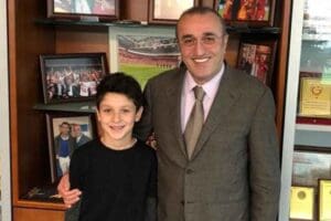 Eski Galatasaray y&ouml;neticisi Abdurrahim Albayrak'ın torunu Batuhan Bostancı'nın intihar ettiği