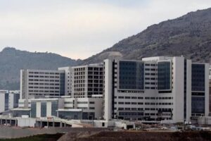 Türkiye'nin en büyük 4'üncü şehir hastanesi İzmir'de hizmete giriyor. Bayraklı'daki