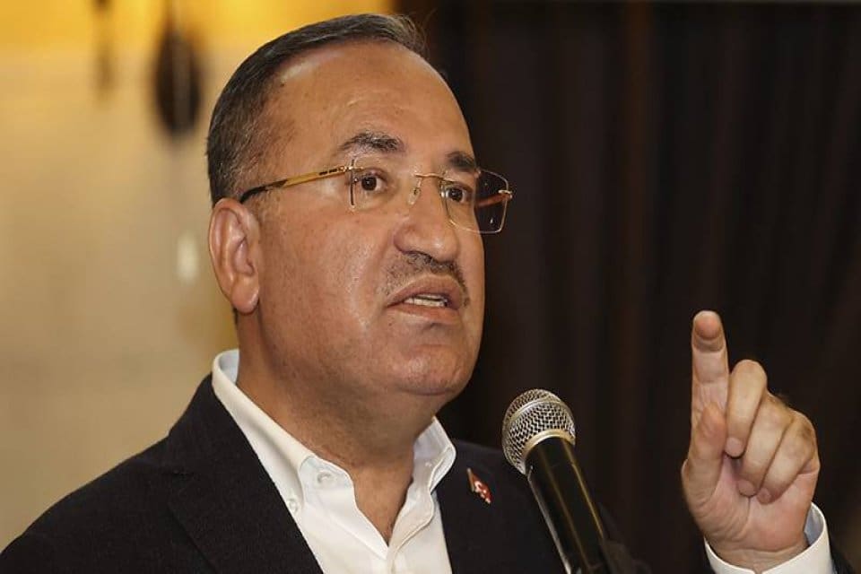 Adalet Bakanı&nbsp;Bekir Bozdağ, bir yargı mensubunun İmralı Cezaevi&rsquo;nde bulunan PKK