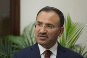 Adalet Bakanı Bekir Bozdağ, TvNet canlı yayınında soruları yanıtladı, g&uuml;ndeme
