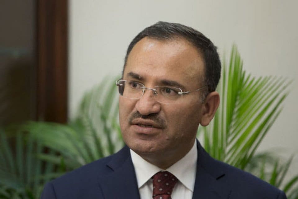 Adalet Bakanı Bekir Bozdağ, TvNet canlı yayınında soruları yanıtladı, g&uuml;ndeme