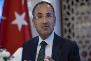 Adalet Bakanı Bekir Bozdağ, İYİ Parti İstanbul İl Başkanlığı'nın kurşunlanmasıyla