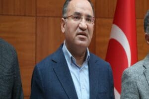 Adalet Bakanı Bekir Bozdağ, "Adli tahkikat başlatılmış, g&ouml;zaltı kararları verilmiş