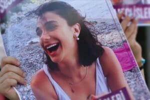 Adalet Bakanı Bekir Bozdağ, Pınar G&uuml;ltekin davasıyla tekrar g&uuml;ndeme gelen&nbsp;&lsquo;haksız