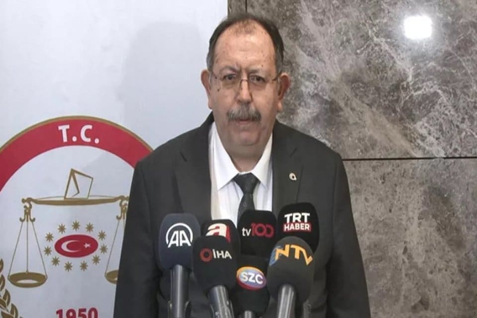 Y&uuml;ksek Se&ccedil;im Kurulu Başkanı Ahmet Yener, se&ccedil;menler tarafından aday g&ouml;sterilmek