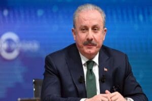 TBMM Başkanı Mustafa Şentop, "Hi&ccedil;bir teredd&uuml;t yok, Cumhurbaşkanımızın ikinci defa